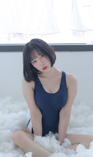 女人把衣服脱了个精光给男人亲_国产剧免费观看最新