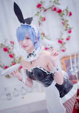 风流放荡的护士_720免费播放
